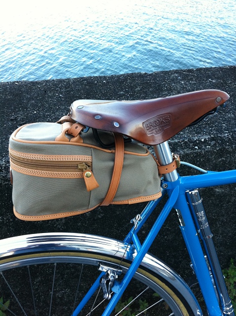 mtakeda's photo blog グーワタナベ(吉祥寺)のサドルバッグ到着／TOEI