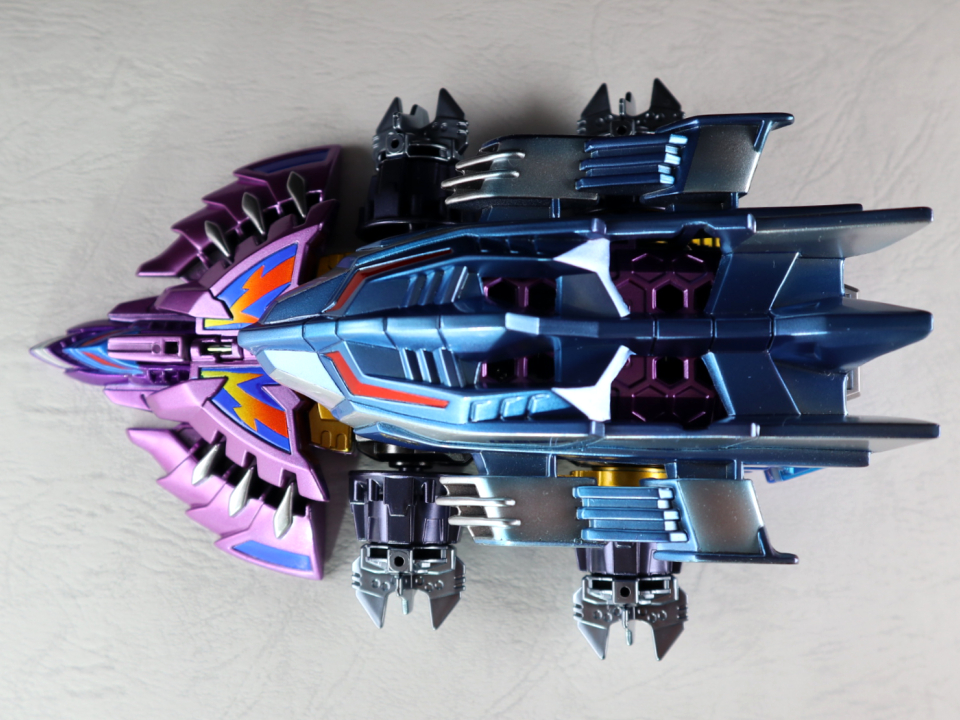 ワイルドアイアンウルフ