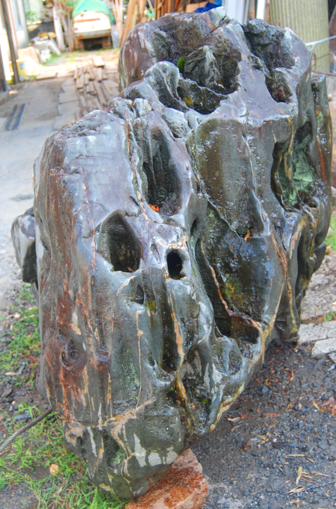 貴船石 ｜ 京の名石なら株式会社ナカミチ