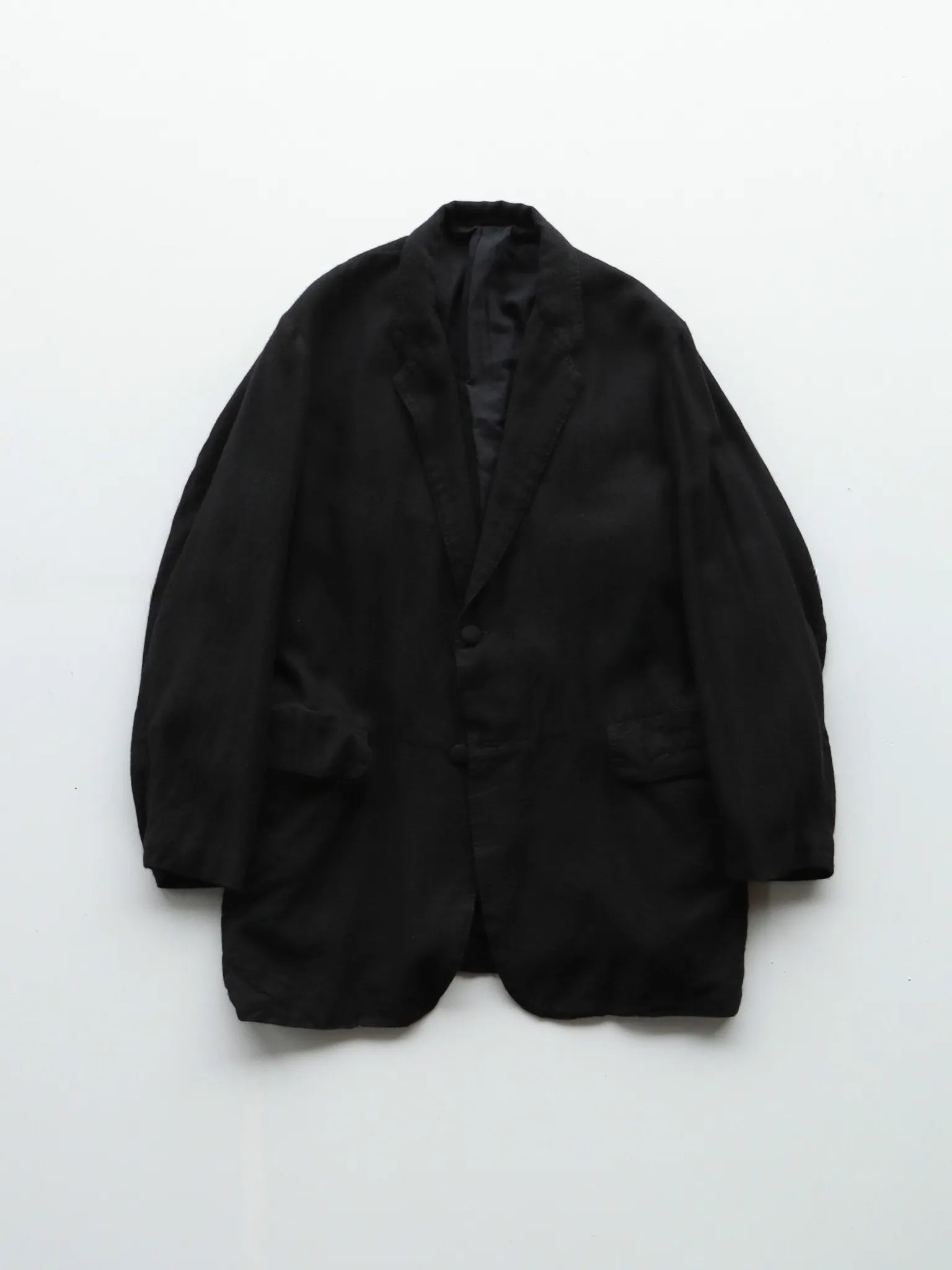 COMOLI カシミヤシルク フロックコート BLACK | CASANOVA&CO