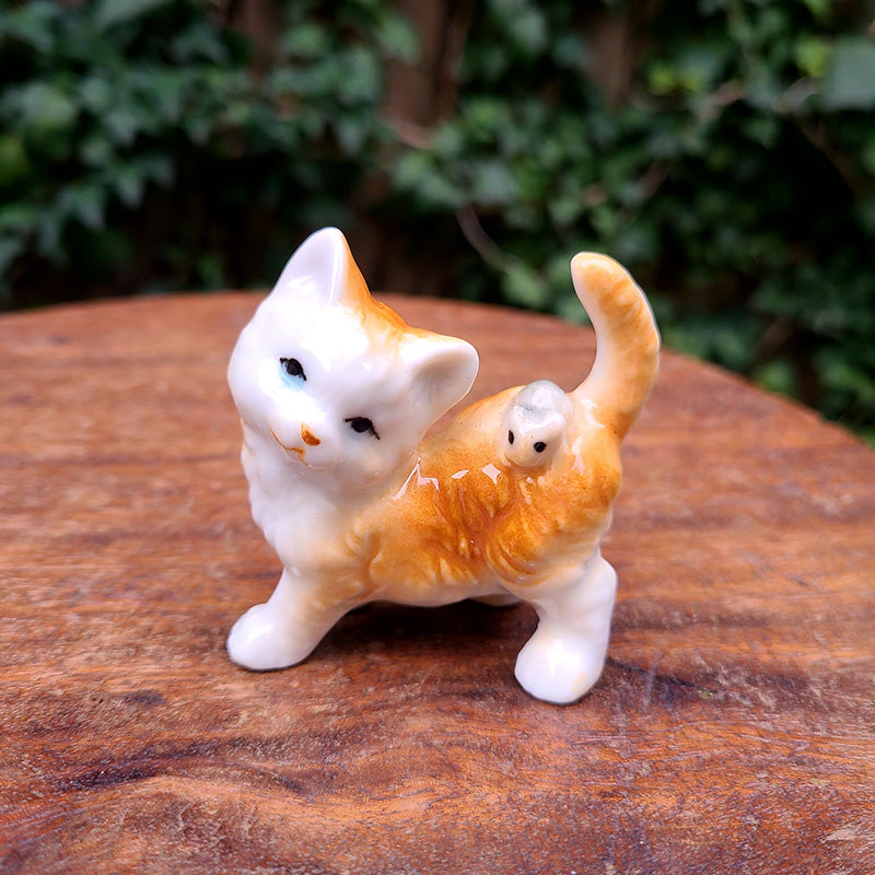 キャットフィギュリン ネズミ付 猫 陶器 置物 | アンティーク