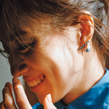 MAYU]4クリスタル ビジュークリスタルパールピアス | KOBUNSHA SELECT