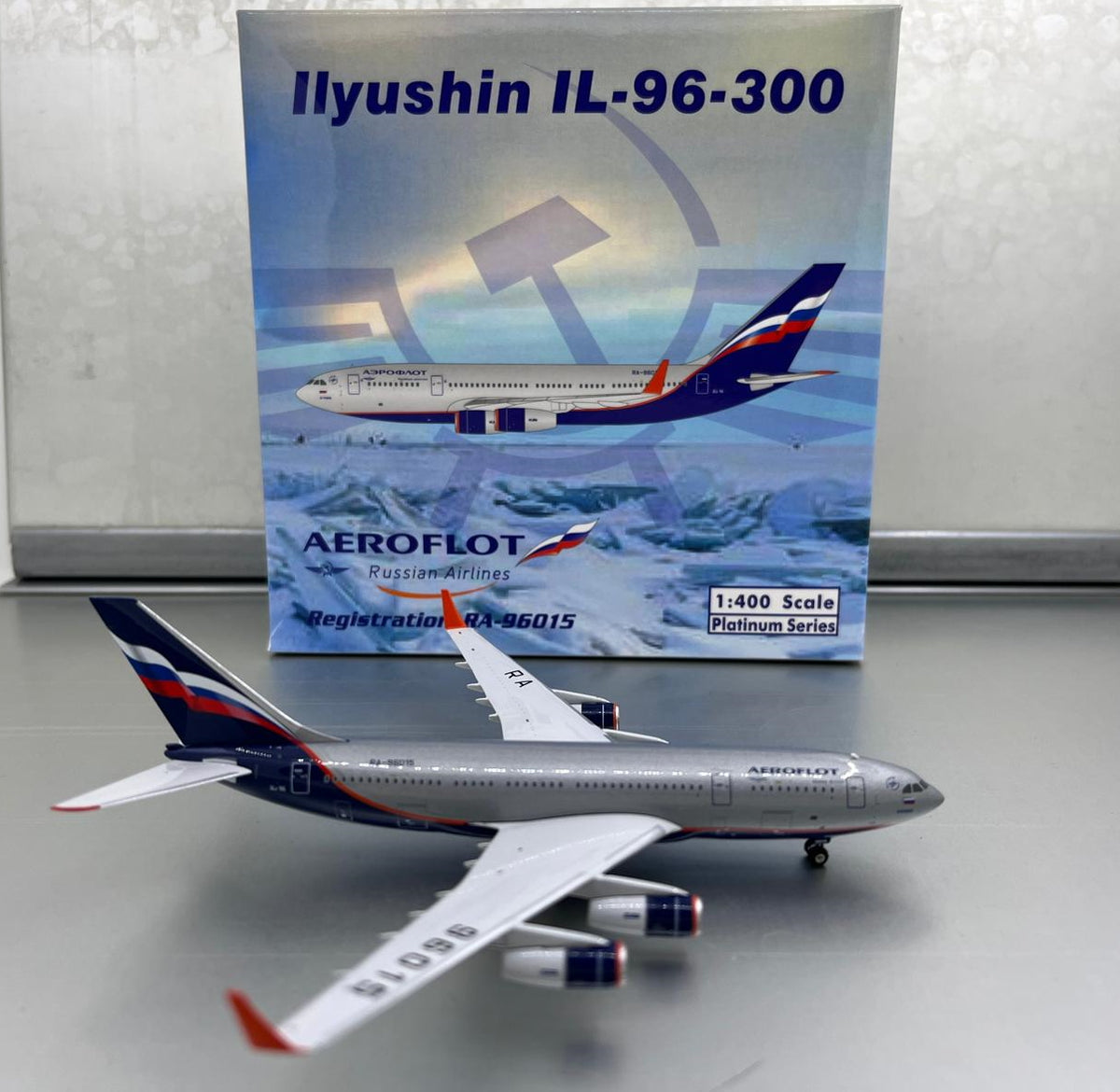 Phoenix phoenix（1/400） アエロフロート IL-96-300 RA-96015 / IL-96