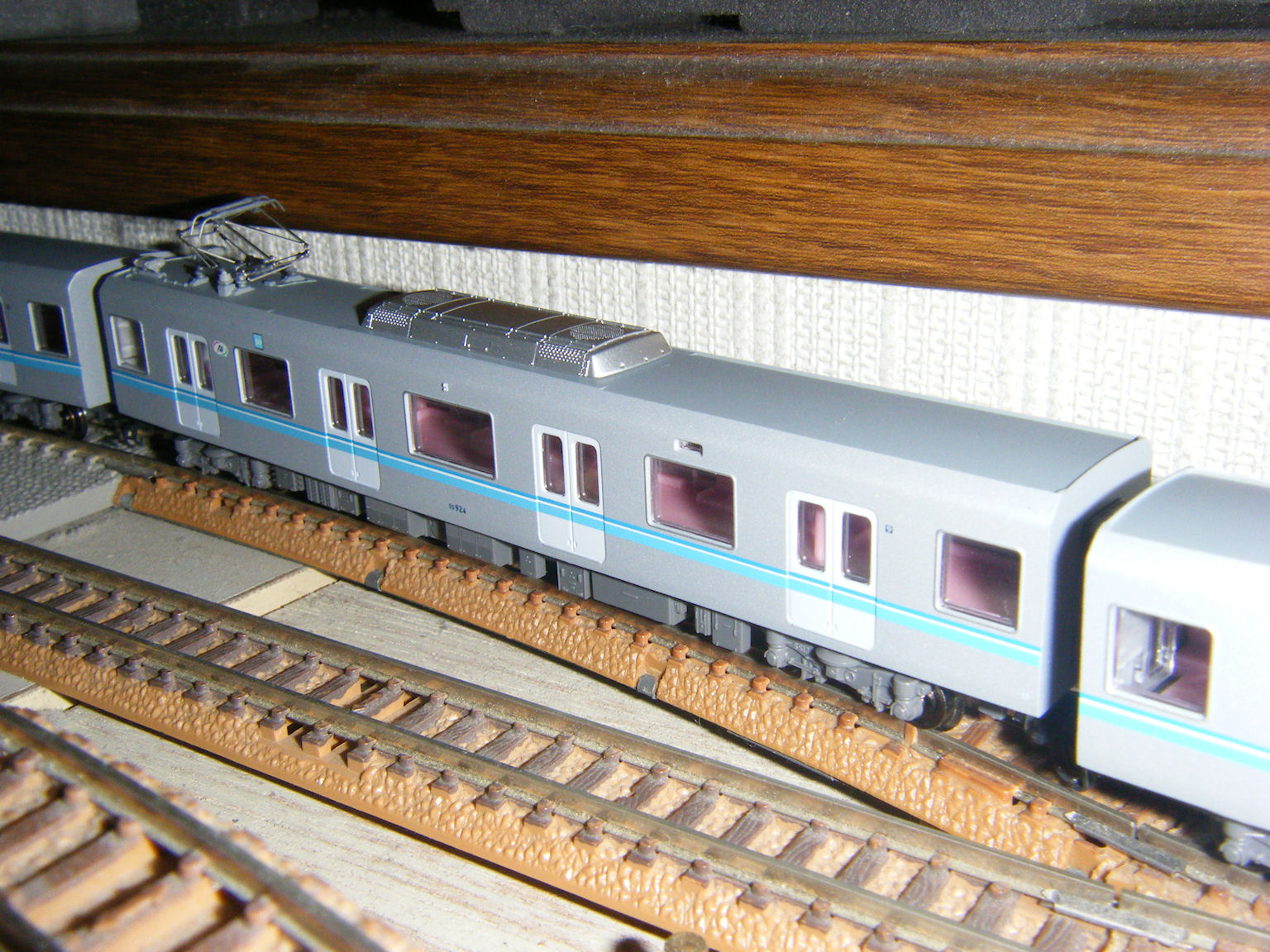 東京メトロ05系「アルミ・リサイクルカー」が入線: Fujickey