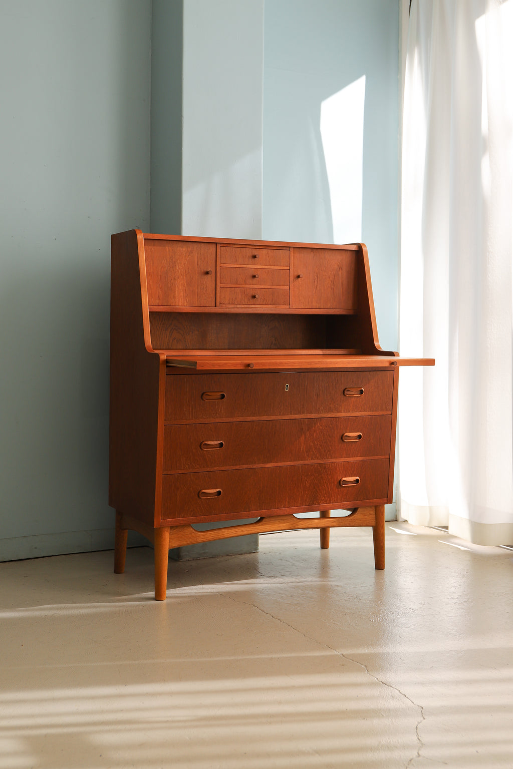 デンマークヴィンテージ ライティングビューロー チーク材 北欧家具