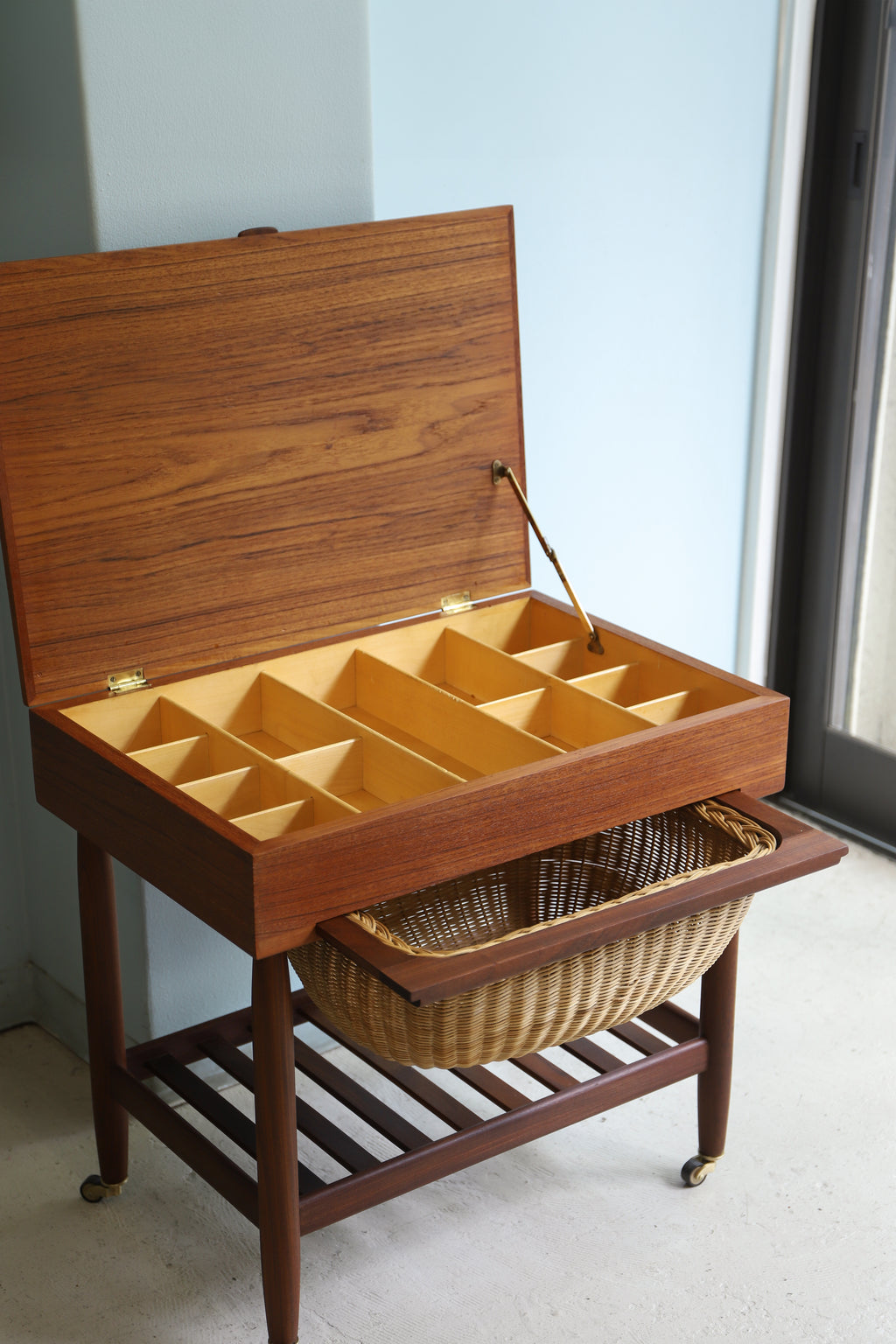 2IMG_9163_1024x.jpg?v=1714125607