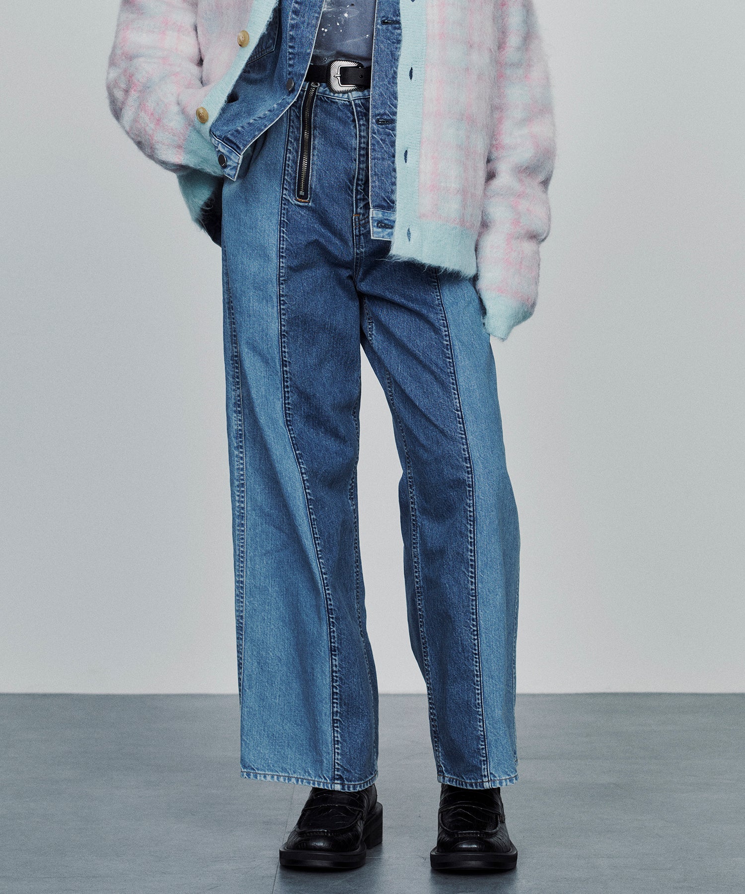 1_eef665ea-cd69-492a-ad2c-