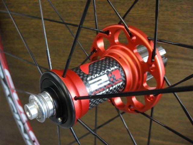 手組みホイール(カンパレコードハブにマビックリムオリジナル塗装700c)