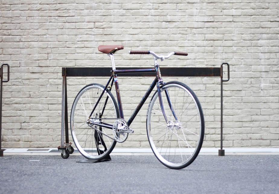 スゴイ”FRAMEあります！！ | ブローチャーズ - BROTURES ONLINE STORE