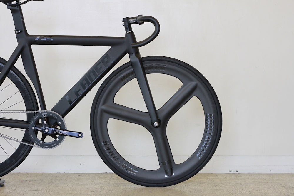 7シリーズはホイールカスタムをすべし。 | ブローチャーズ - BROTURES