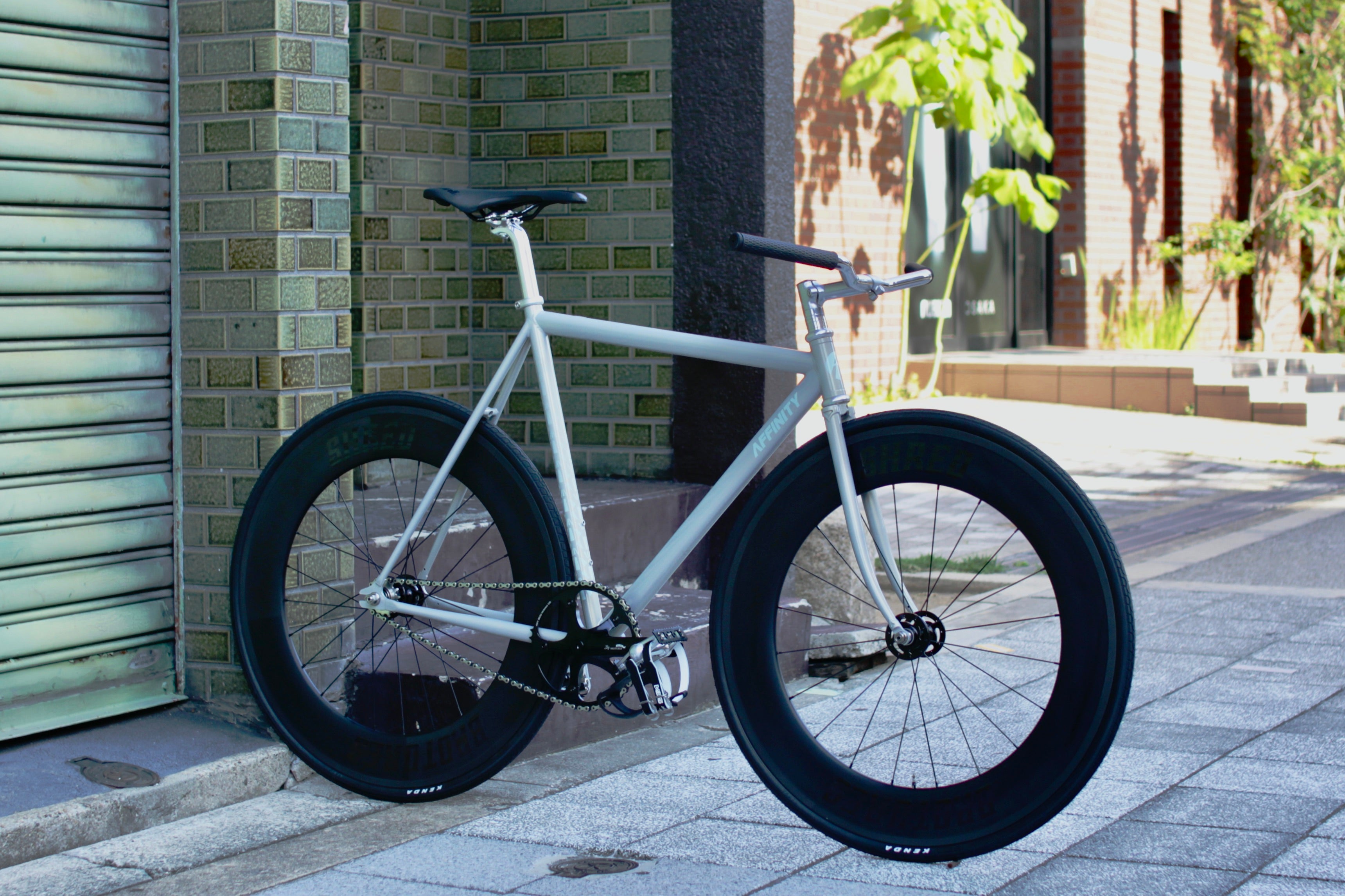 LOPROも遂にこれがラストです。Sサイズが2カラー大阪にあり。 | ブロー