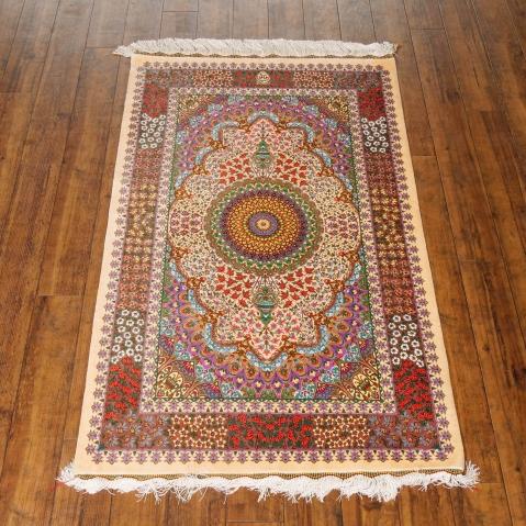 ペルシャ絨毯 イラン クム産【Tabatbaei工房】玄関マットサイズ 129✕80