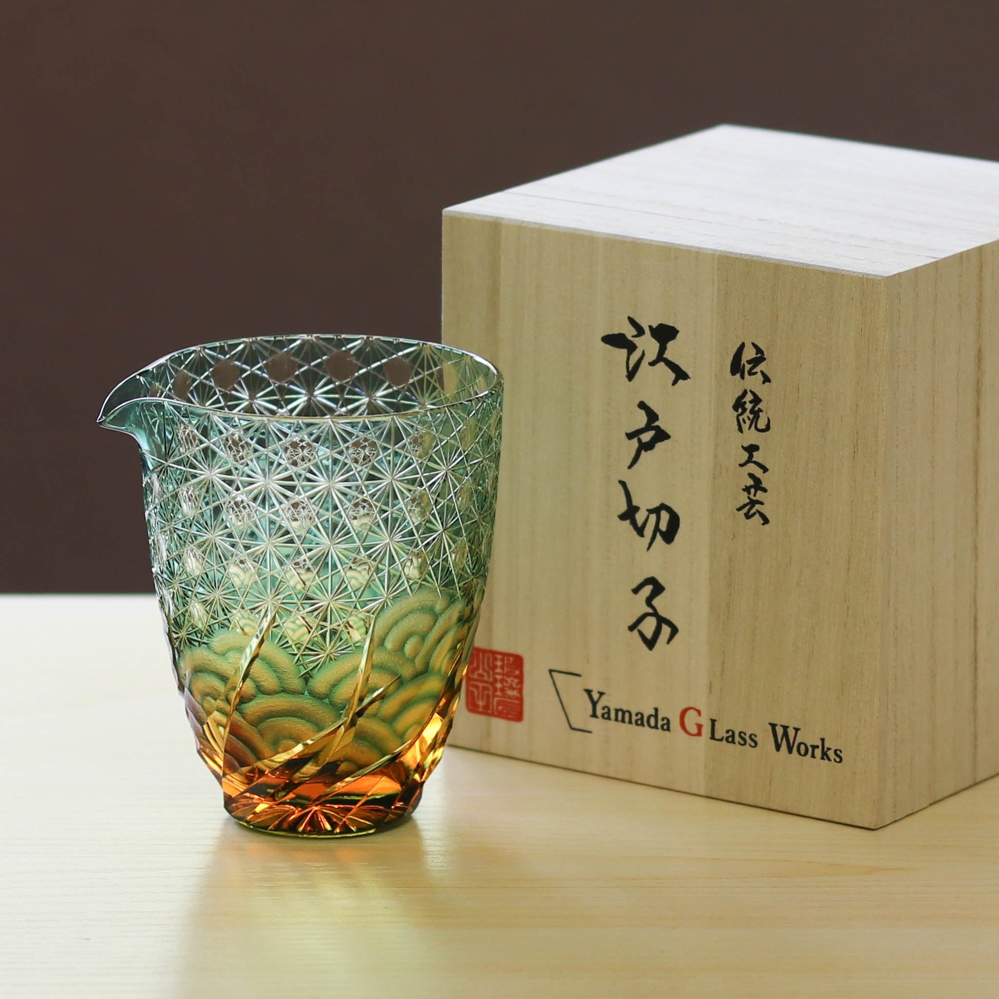 超美品 江戸被切子 二代 岳茂 作品ダイヤモンドカット 黄色 激安投売り