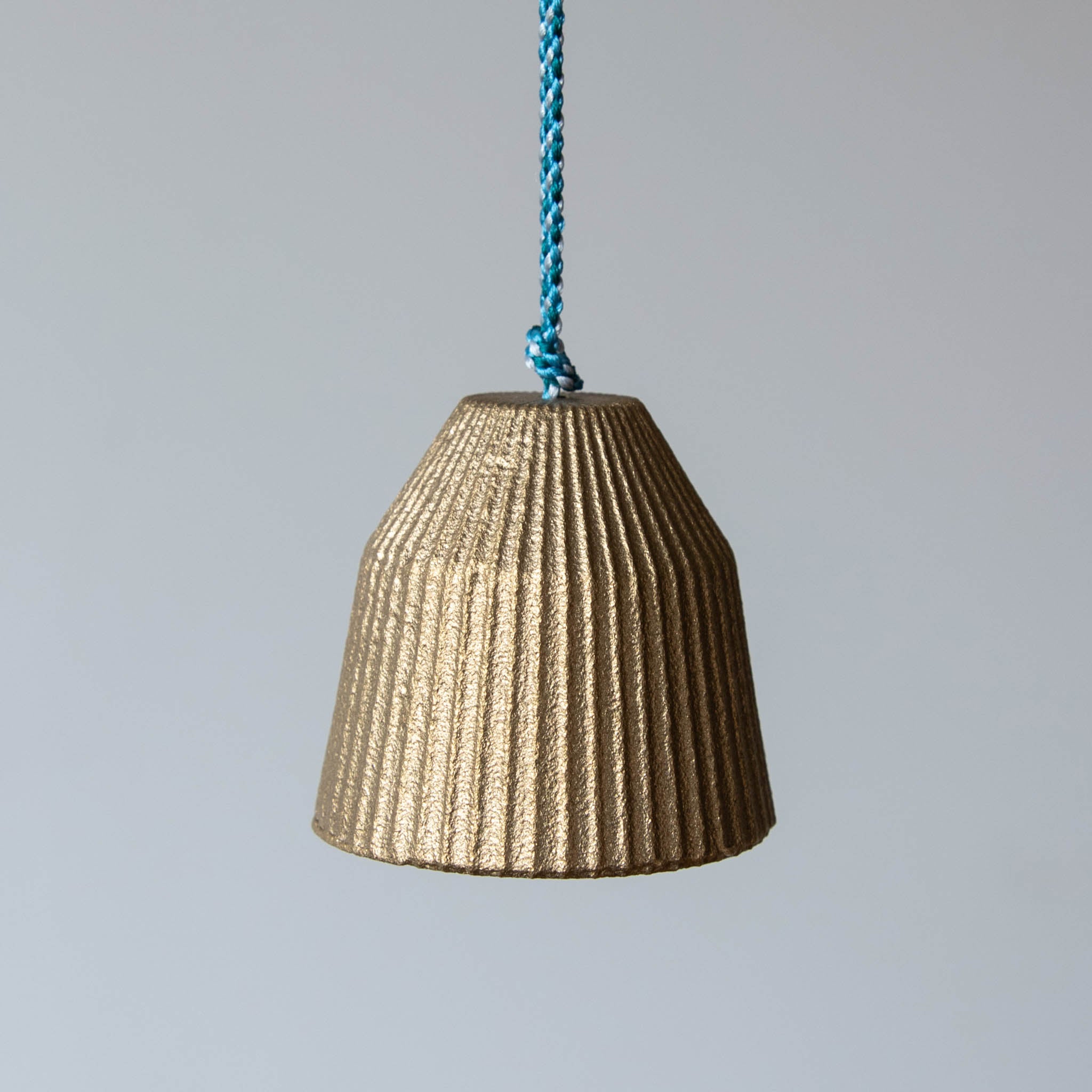 高岡銅器 風鈴 | 真鍮風鈴 | 澪 mio | 喜泉