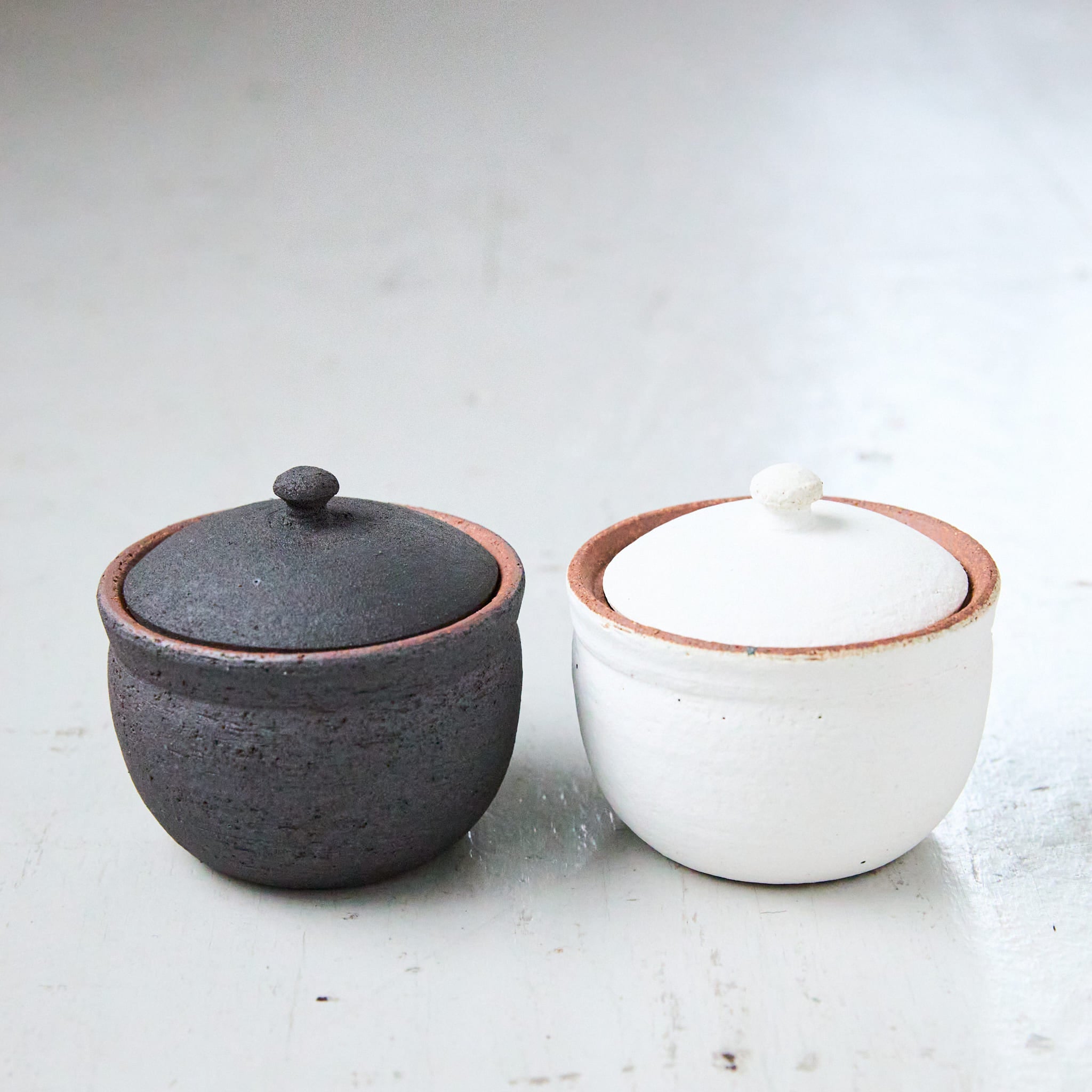 中国 そば釉小壺 送料込み250901 中国 そば釉小壺 送料込み250901