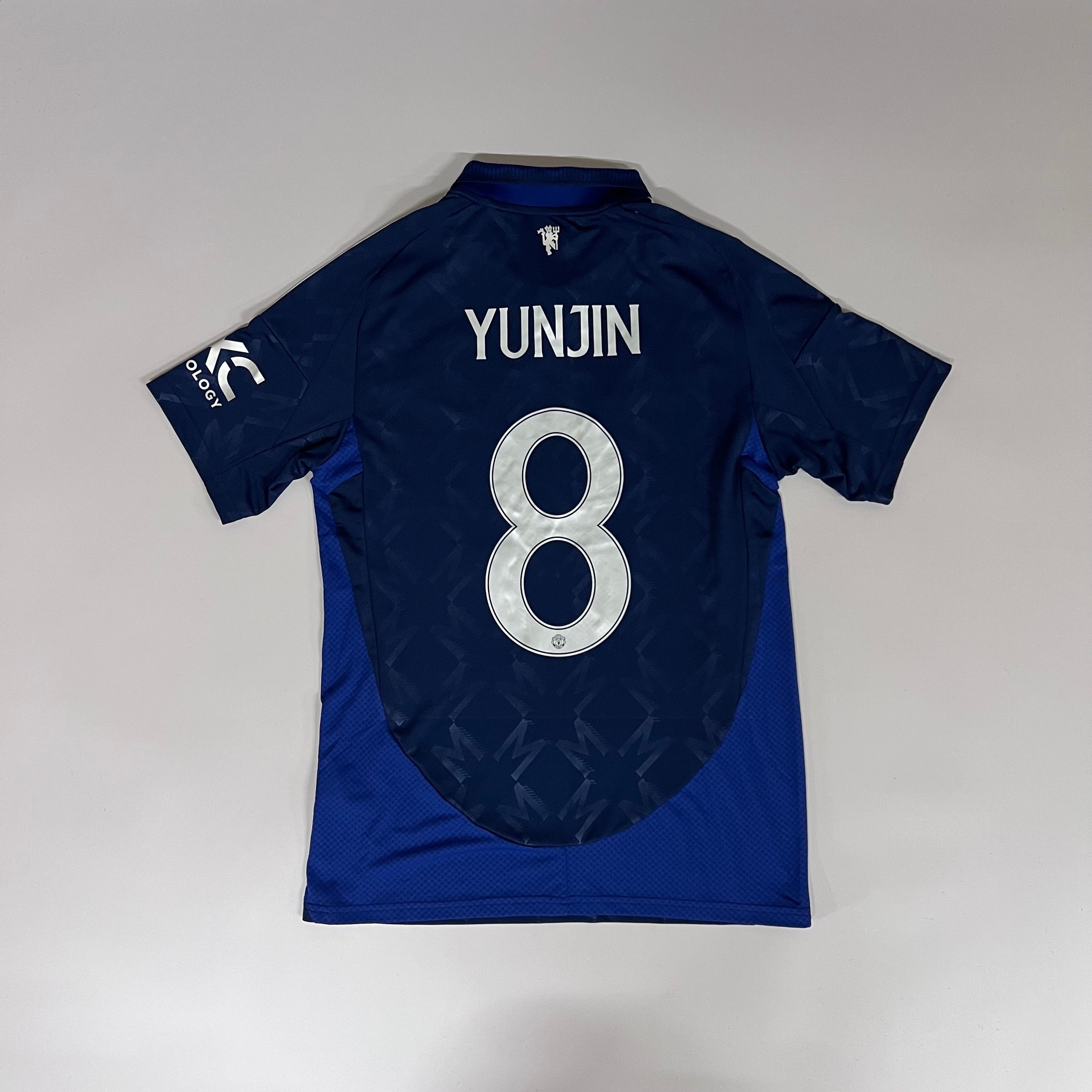 E4A7747A-B985-42E4-A8F9-