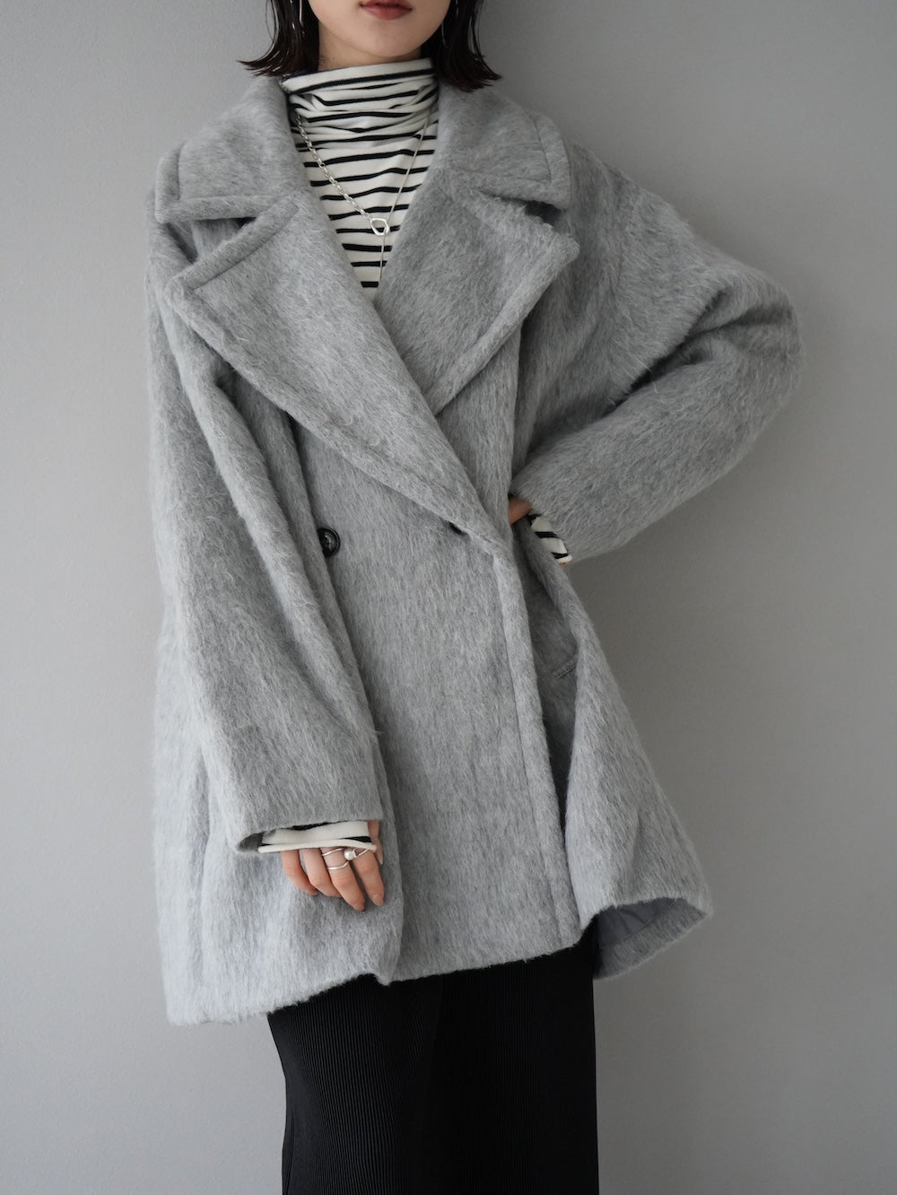 予約]シャギーPコート/グレー – Lumier