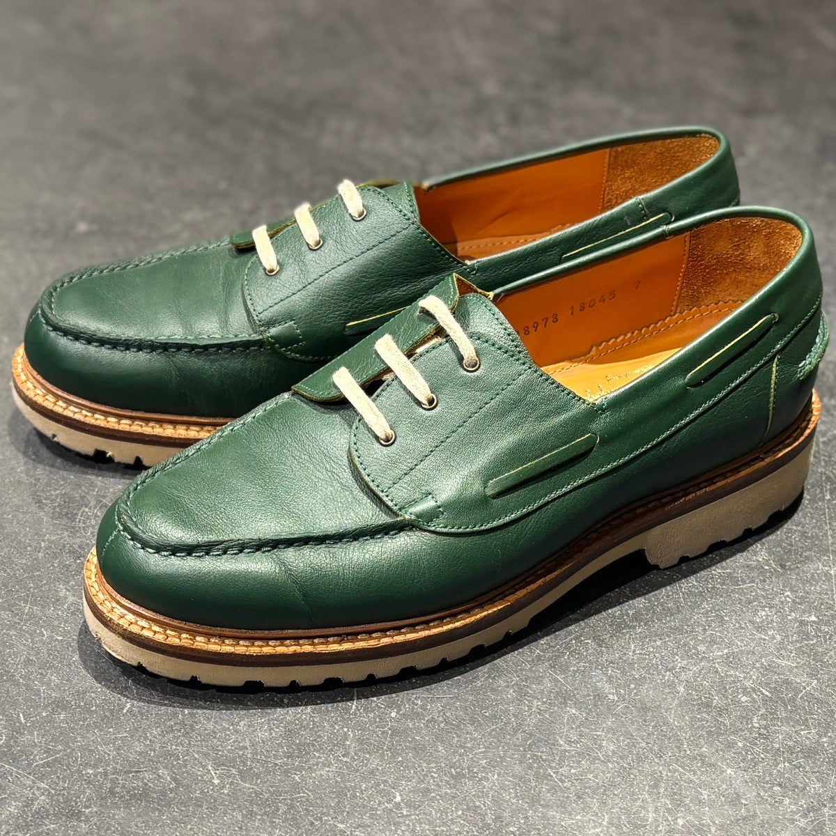 Jalan Sriwijaya】ジャランスリワヤ 98978 デッキシューズ カーフ