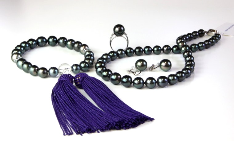 タヒチ産黒蝶真珠葬祭4点セット【ネックレス・イヤリング・リング