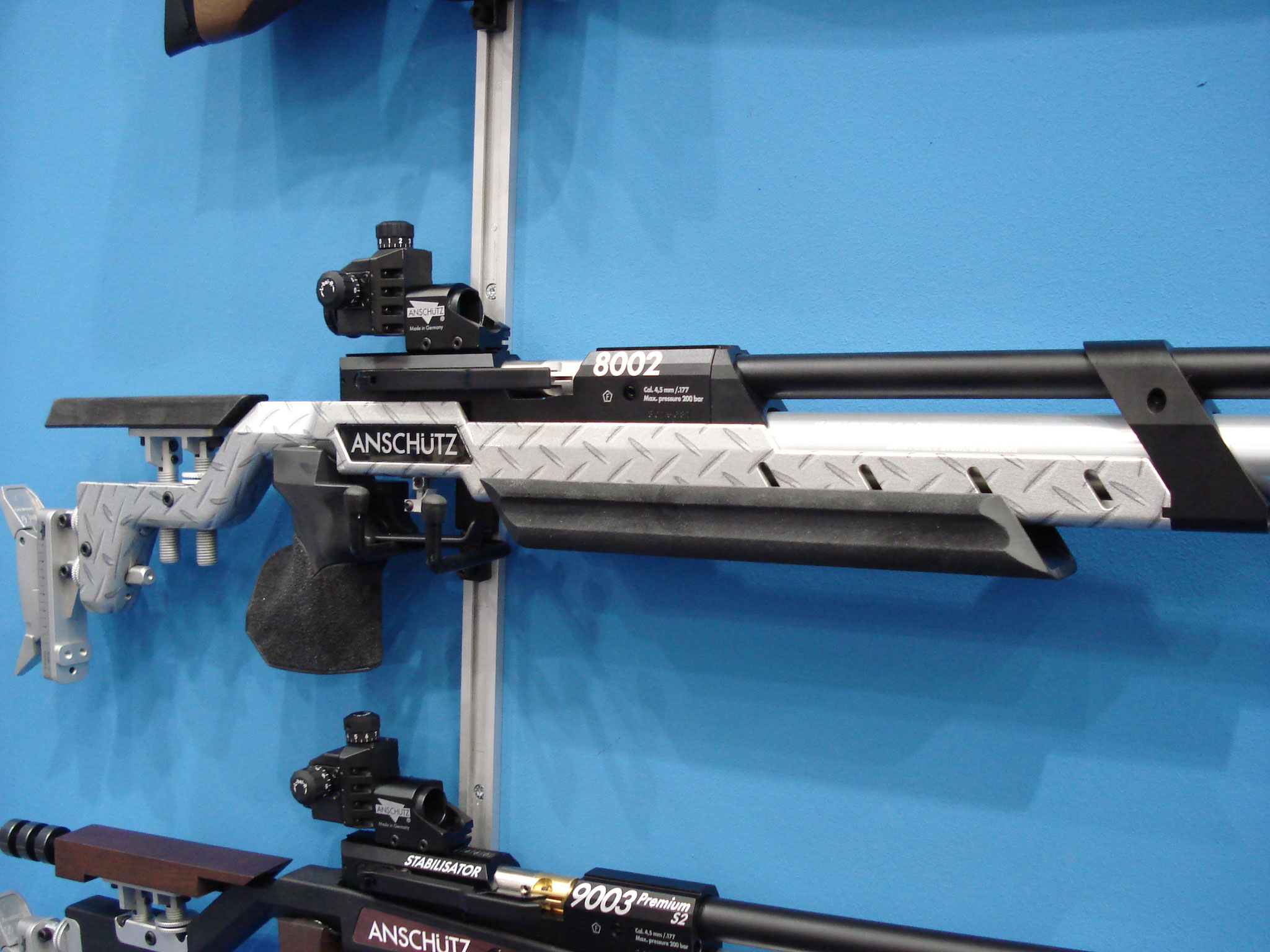 銀座銃砲店 [射撃コラム]