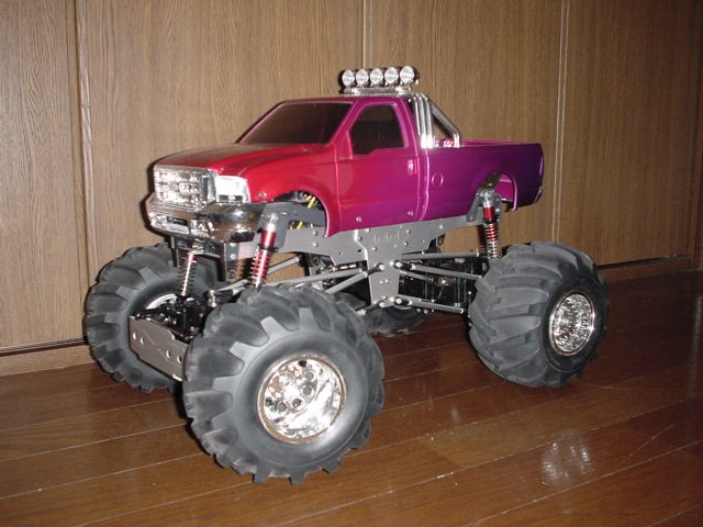 タミヤ1／10ジャヤガノートⅡ