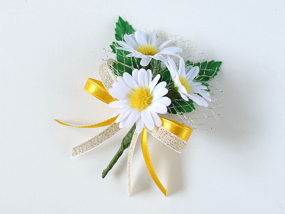 MGR-10 マーガレット×3輪コサージュ – インスタイルコサージュ