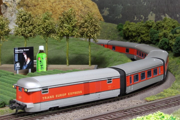 スペイン TalgoⅢRD TEE カタランタルゴ | Happy Railway のブログ