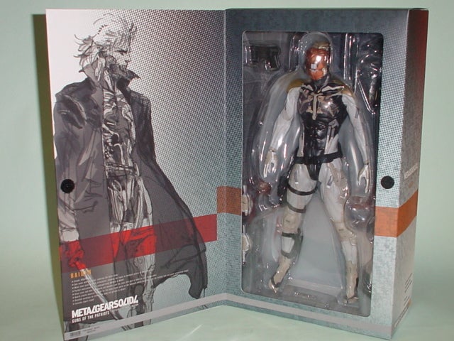 メディコム・トイ RAH 「メタルギアソリッド4」 “RAIDEN(雷電)”1/6