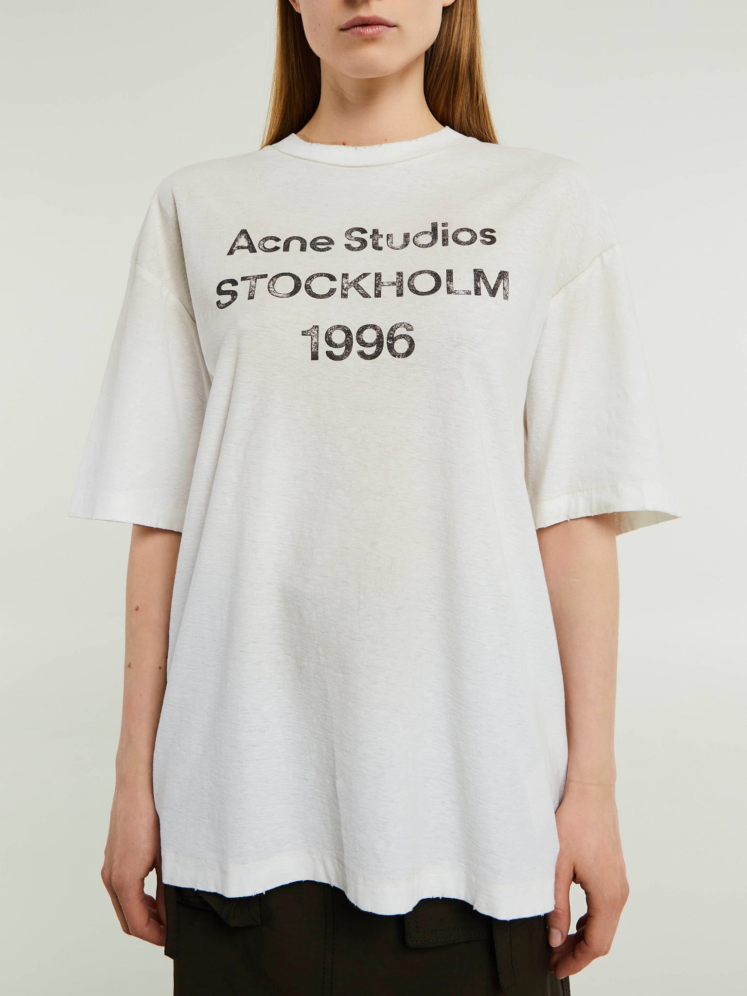 Acne Studios - Relaxed Fit Logo T-Shirt in Dusty White – Stoy