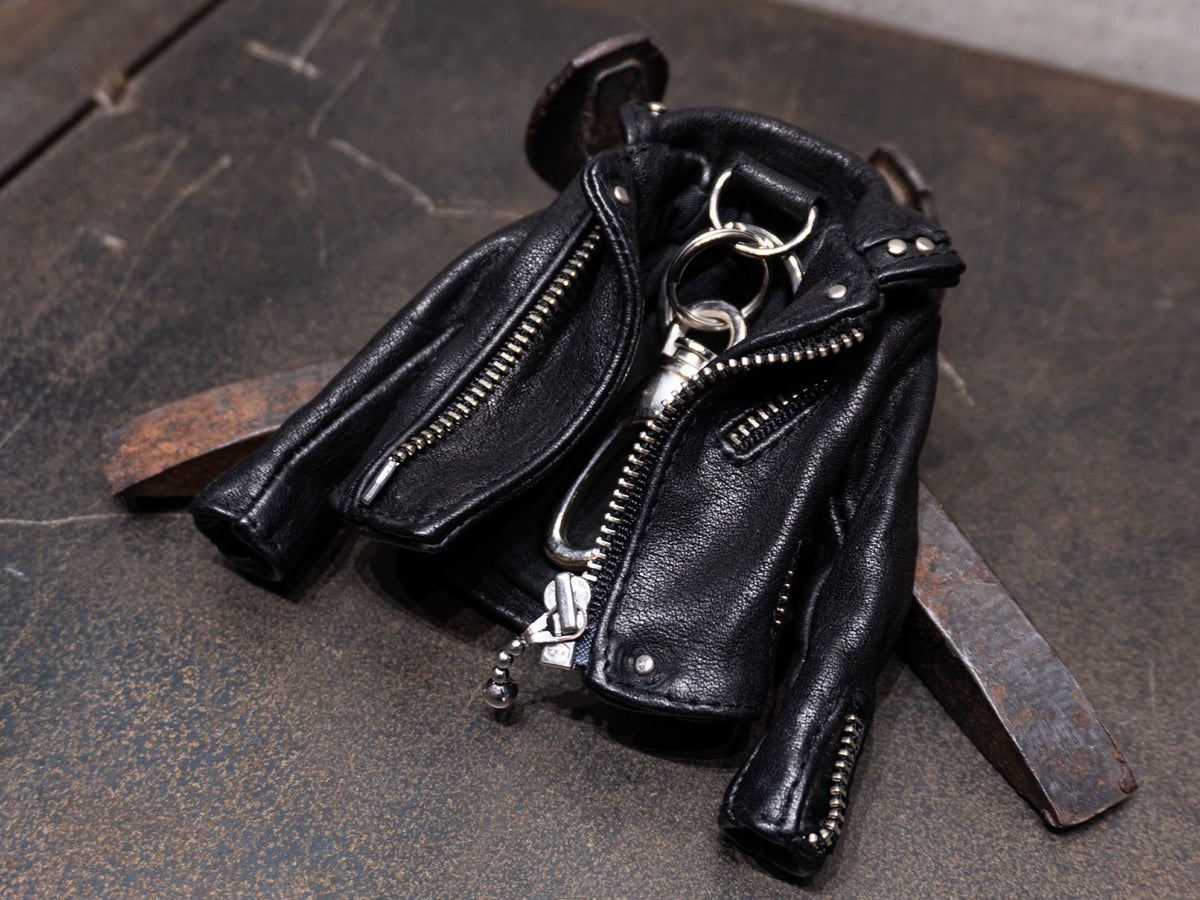 undercover × fragment レザーチャーム 大 フラグメント undercover