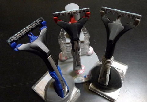 サンプル】シック トリプルエッジ T字カミソリ 替え刃付き IT コスメ