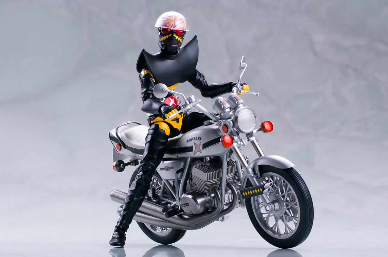 レビュー】 バンダイ 魂ウェブ商店 S.H.Figuarts 白いカラス [人造人間