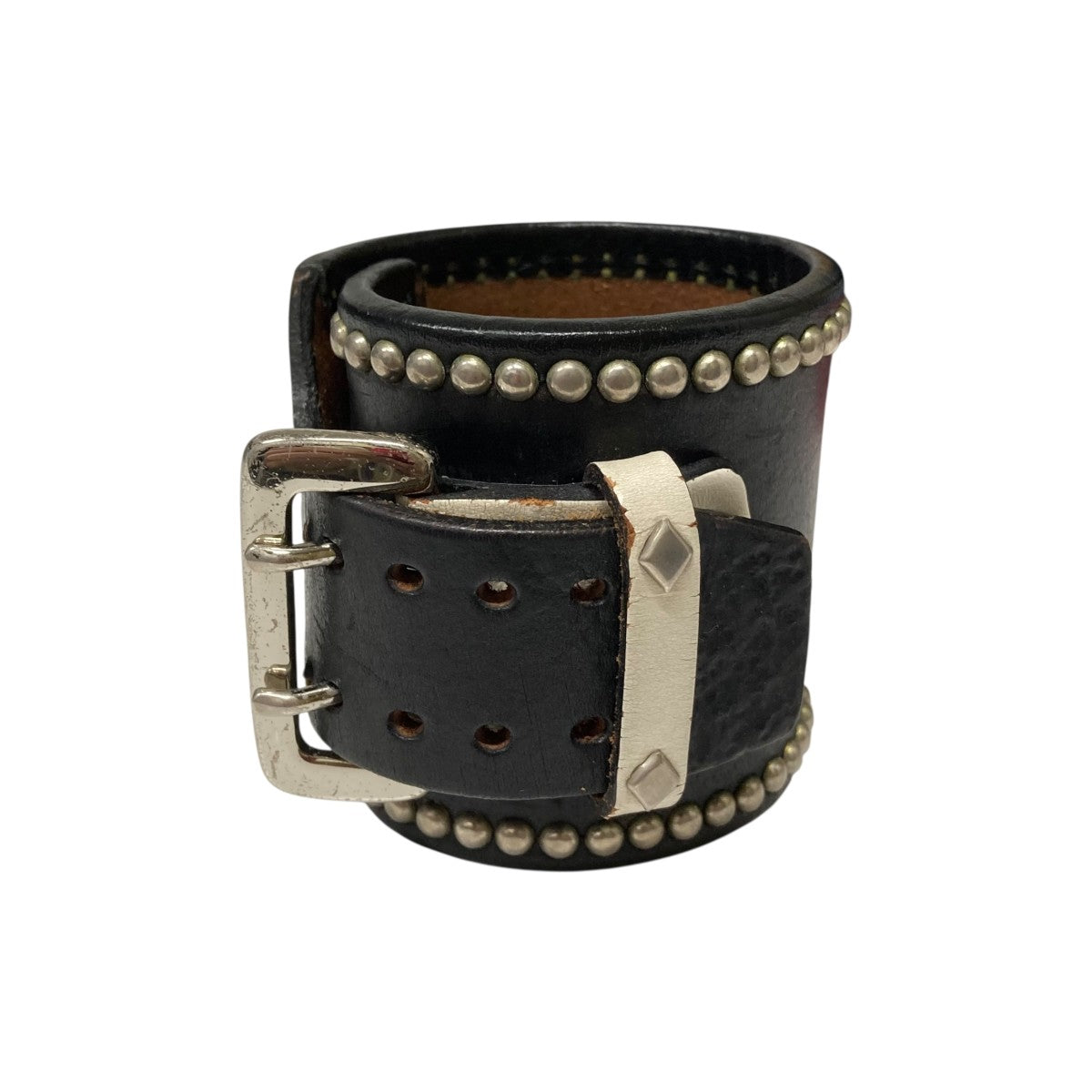 WOLF'S HEAD(ウルフズヘッド) スタッズブレスレット ブラック｜【公式