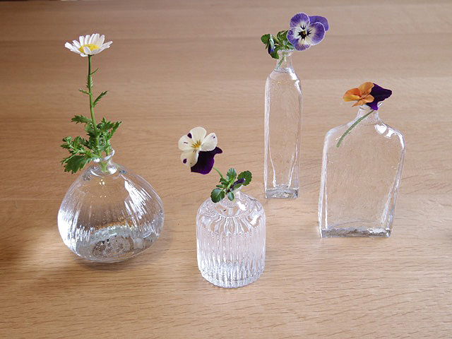 西山芳浩さん ガラス 硝子 花器 一輪挿し 花瓶 瓶 びん 西山芳浩さん