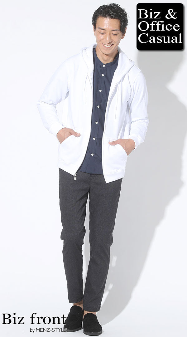 白ジップアップパーカー×ネイビーイージーケアバンドカラーシャツ