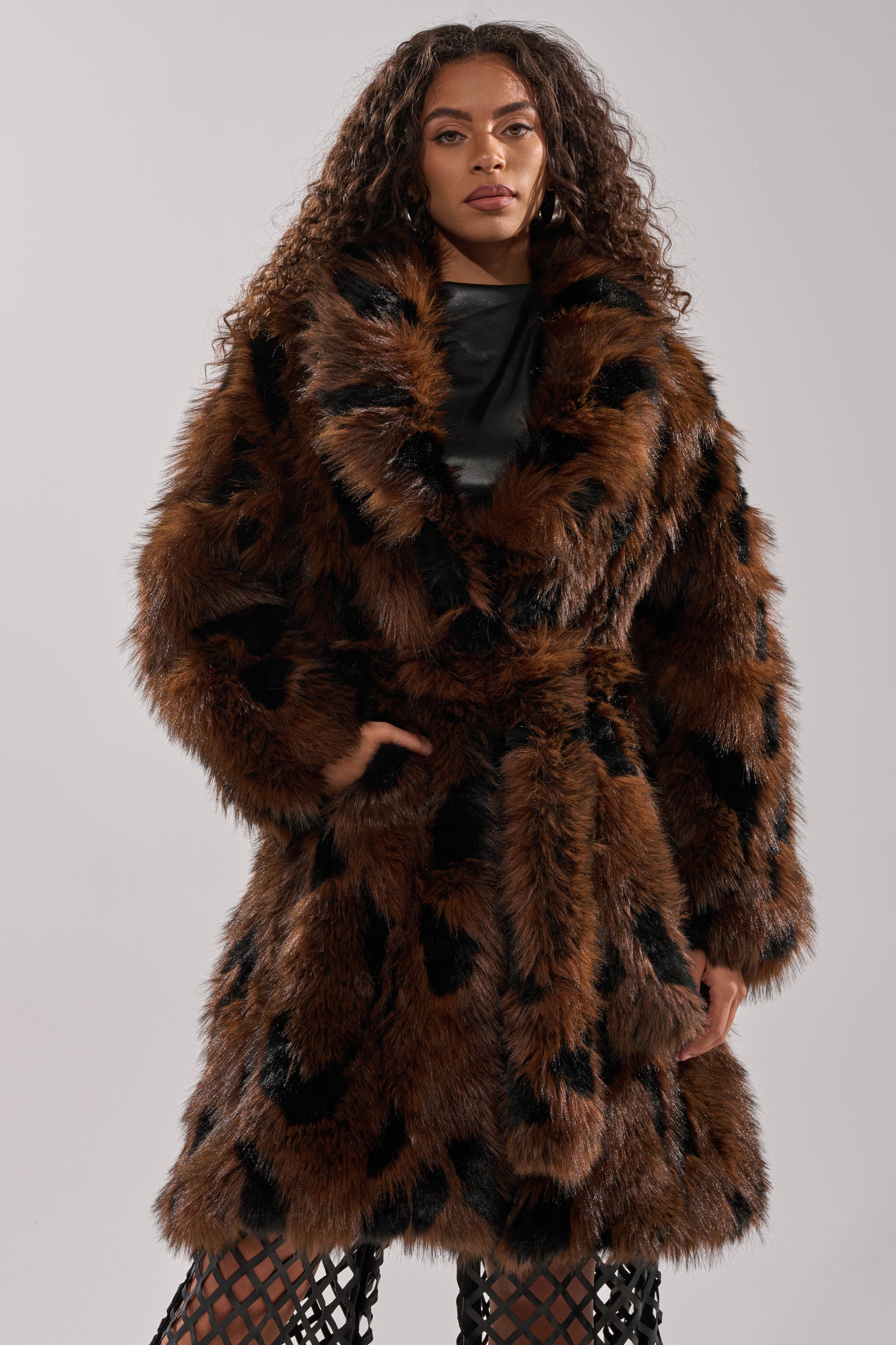 JUSTINE FAUX FUR COAT – AKIRA