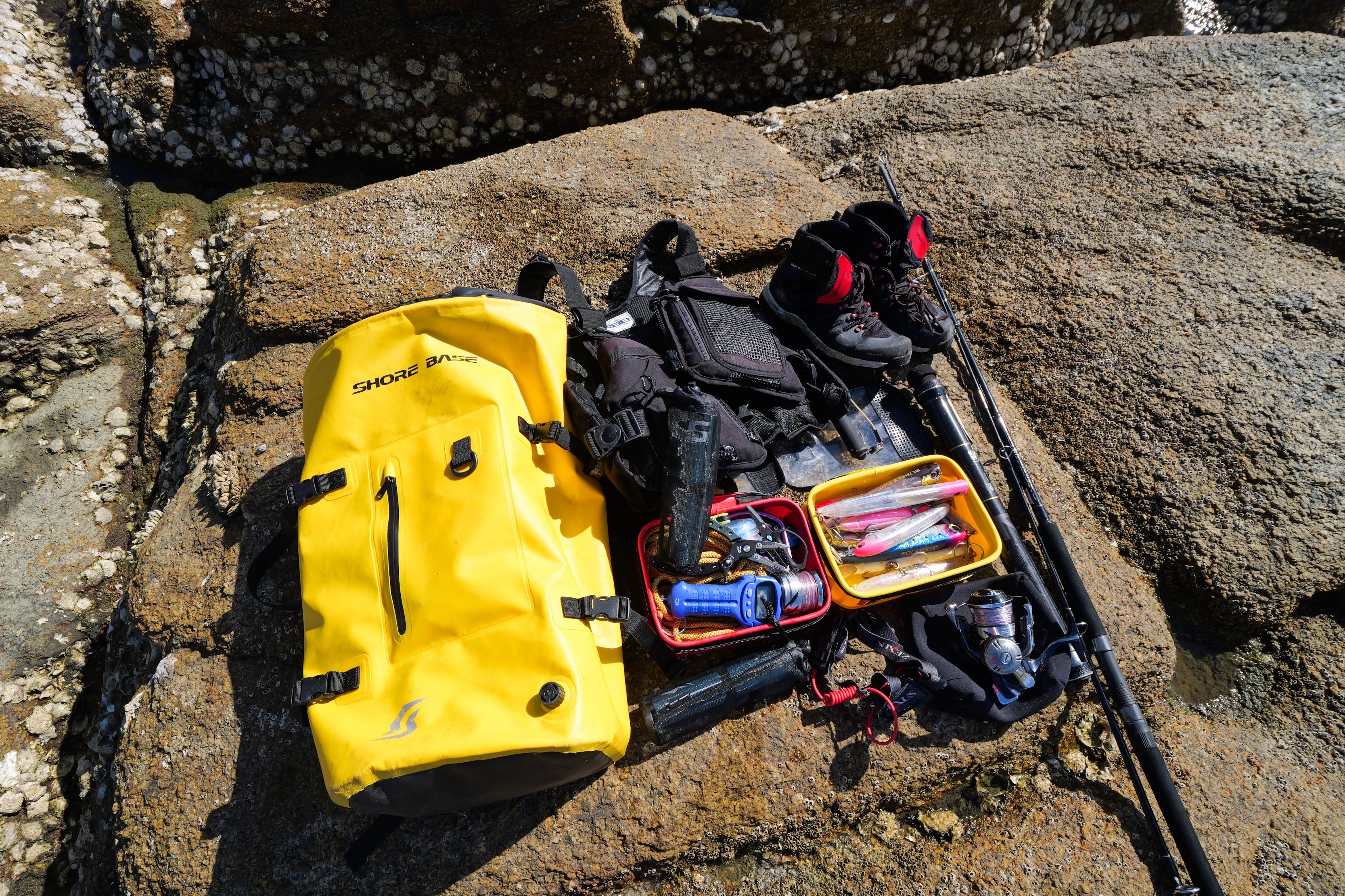 ロックショアの装備品全一覧 | 便利グッズ・小物も！これだけ揃えれば