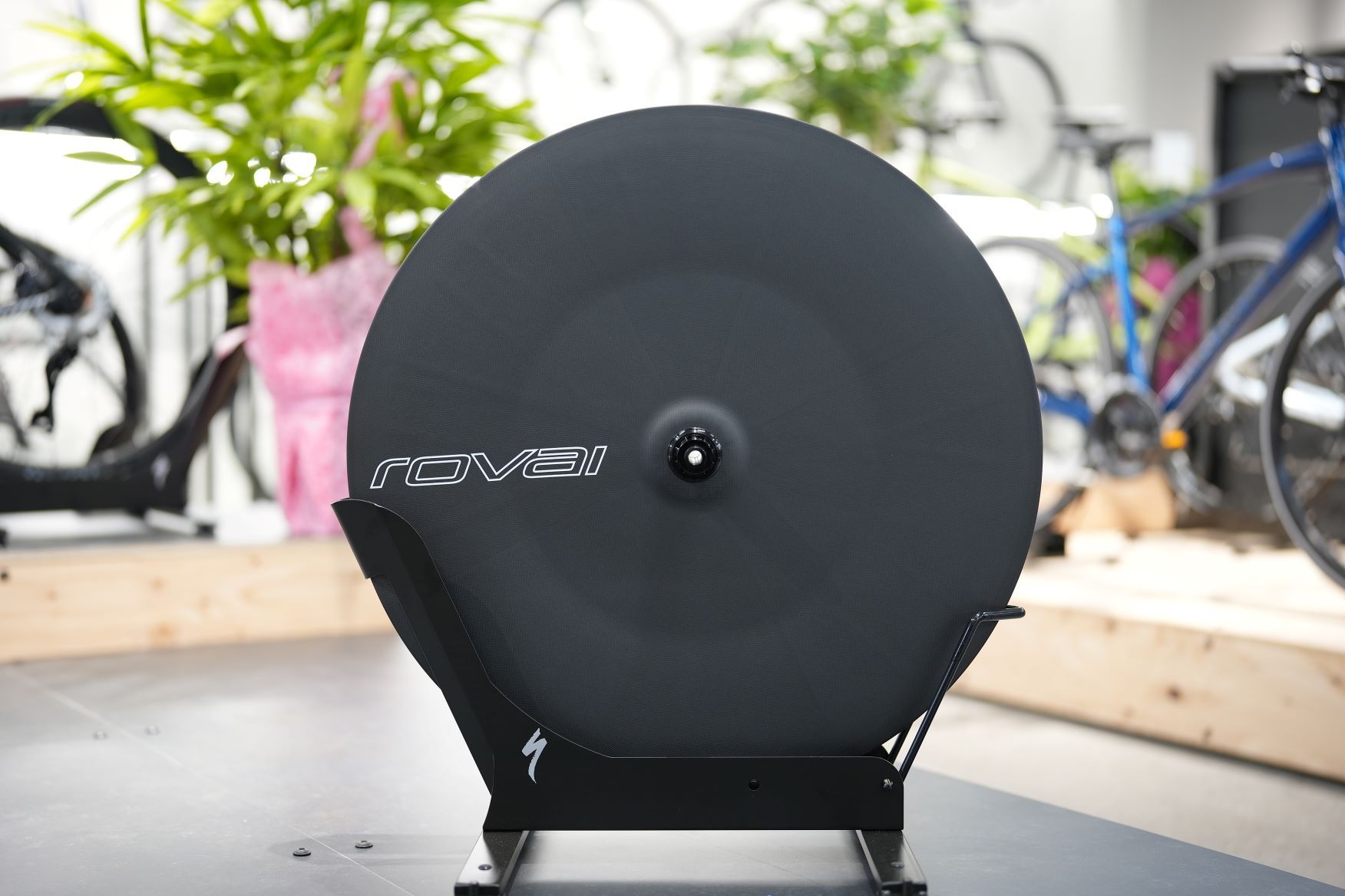 ROVAL 321 DISC BRAKE REARホイールが1本のみ入荷