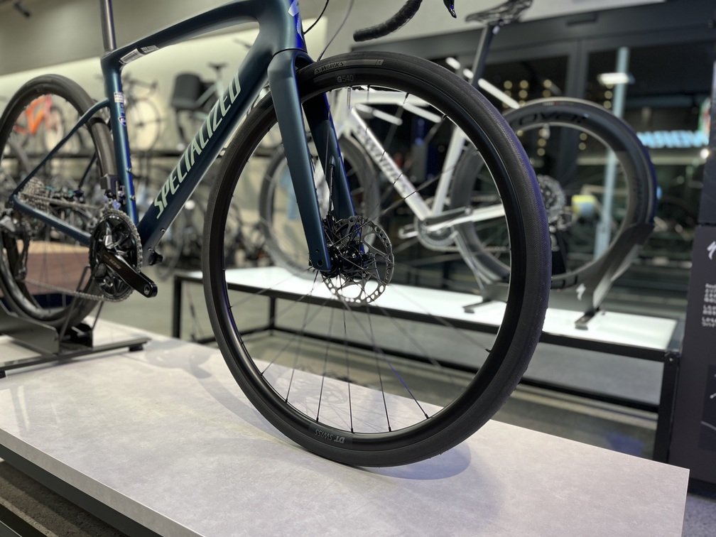 初めてのホイールアップグレードに最適 軽量アルミホイール Roval