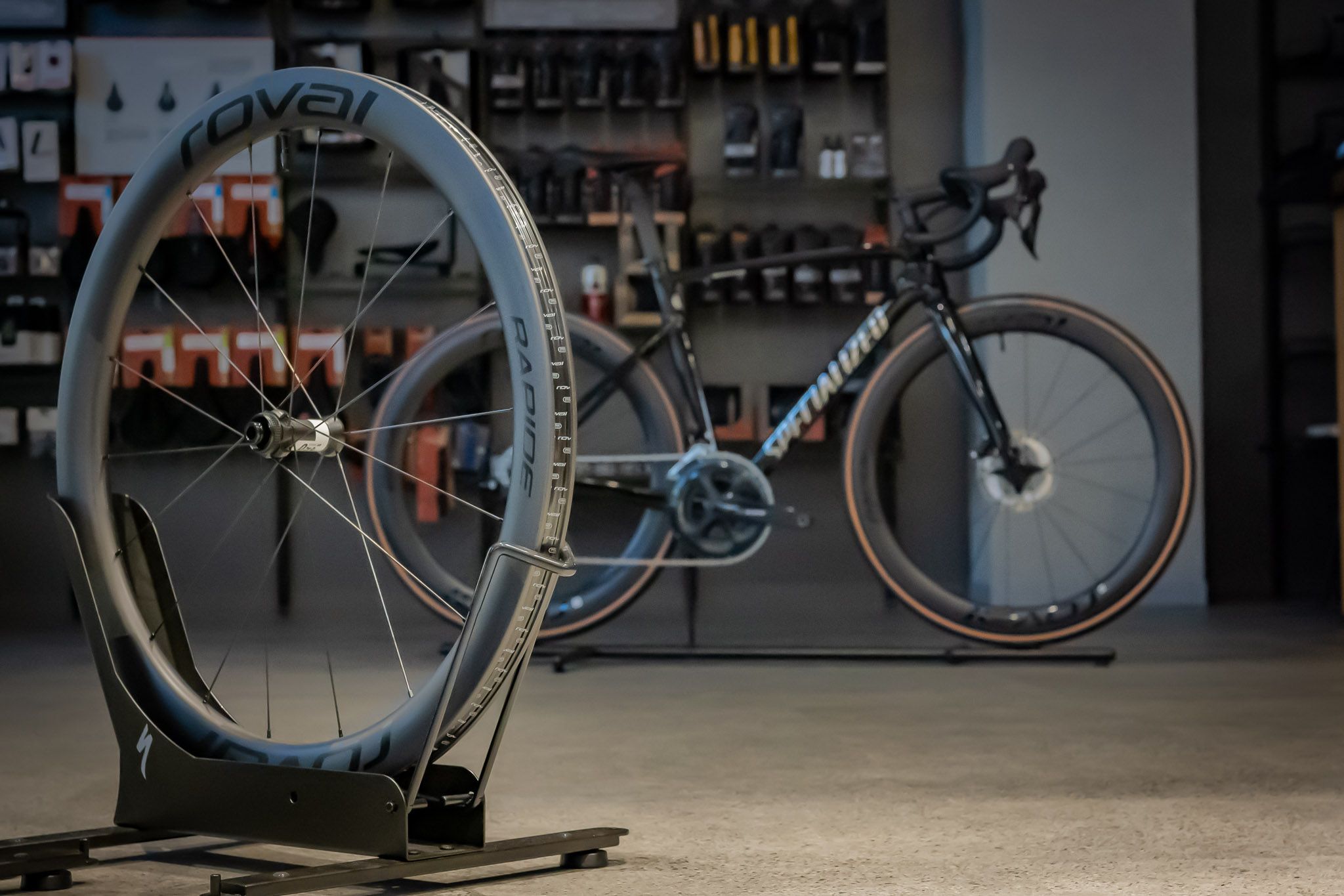 Roval Rapide CL Ⅱ で足元に憧れのディープリムホイールを