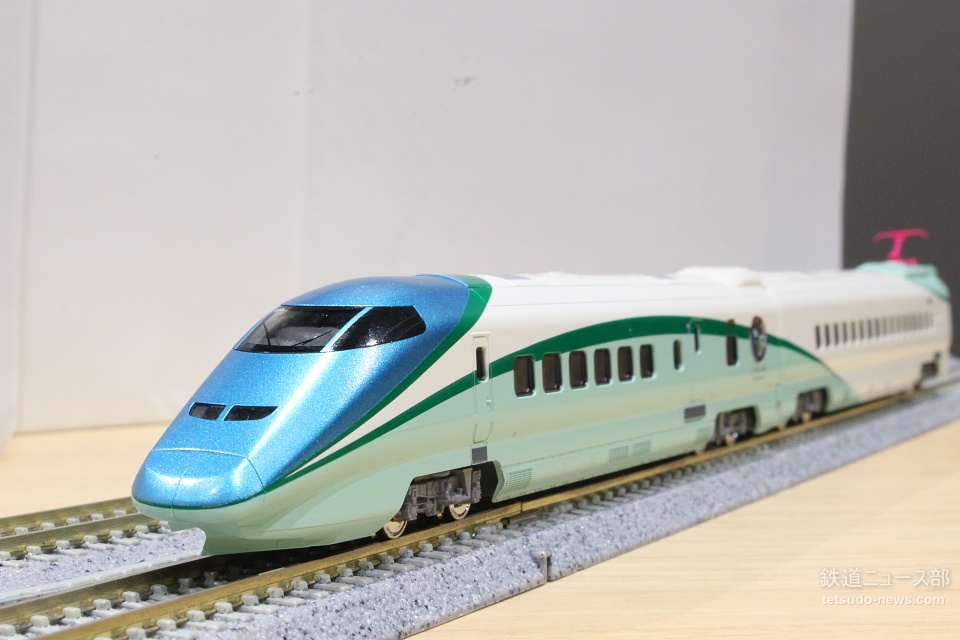 KATO E3系700番台「とれいゆ つばさ」タイプ試作品レビュー | 鉄道