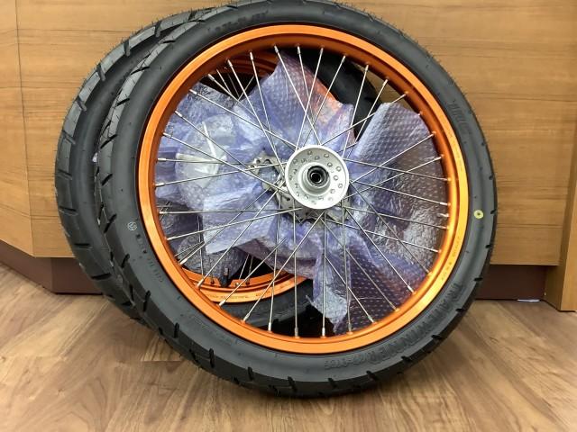 ヤマハ セロー250 前後ホイール持ち込み前後タイヤ交換 山梨県 甲府市