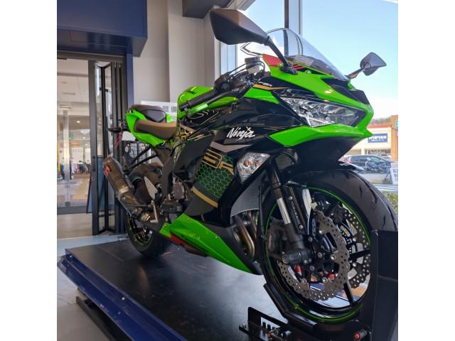 ZX-6R リヤスプロケット・チェーン交換及び前後タイヤ交換