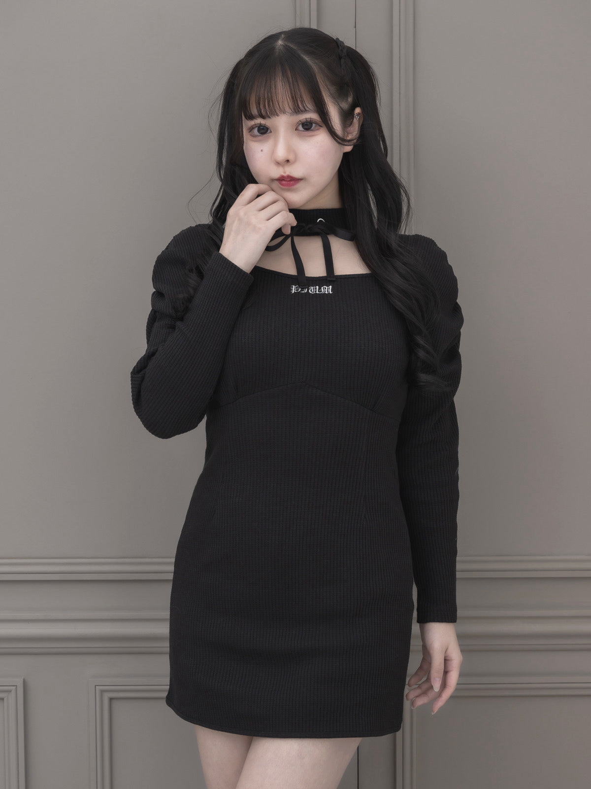 チョーカーワッフルカットワンピース – pium