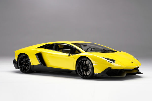ランボルギーニ アヴェンタドール LP720-4 (2013) 50 周年記念