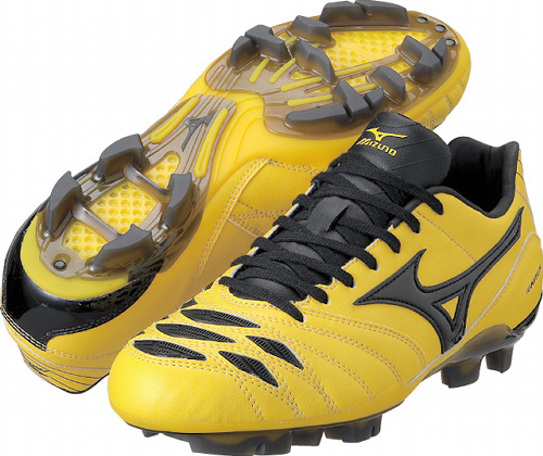 asahi.com（朝日新聞社）：これで「無回転シュート」 本田モデルの