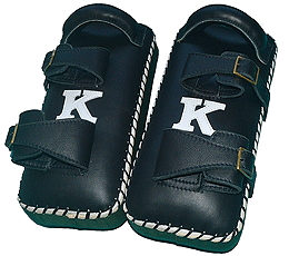 ムエタイ インフォ：Kパンチング グローブ、Kミット