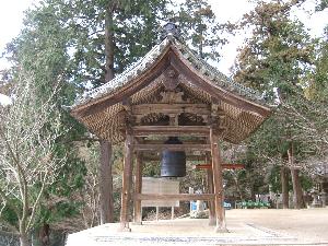 南宮神社鐘撞堂・随身門（府中市の指定文化財）／広島県府中市