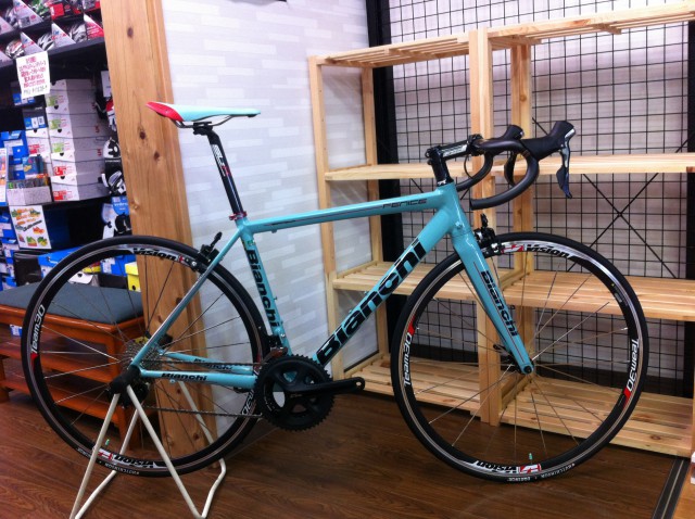 Bianchi FENICE 貴重なスカンジウムロードバイクが入荷です！ | Climb