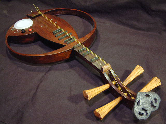 木製 月琴4弦 ケース付き 調弦説明書 【公式通販】